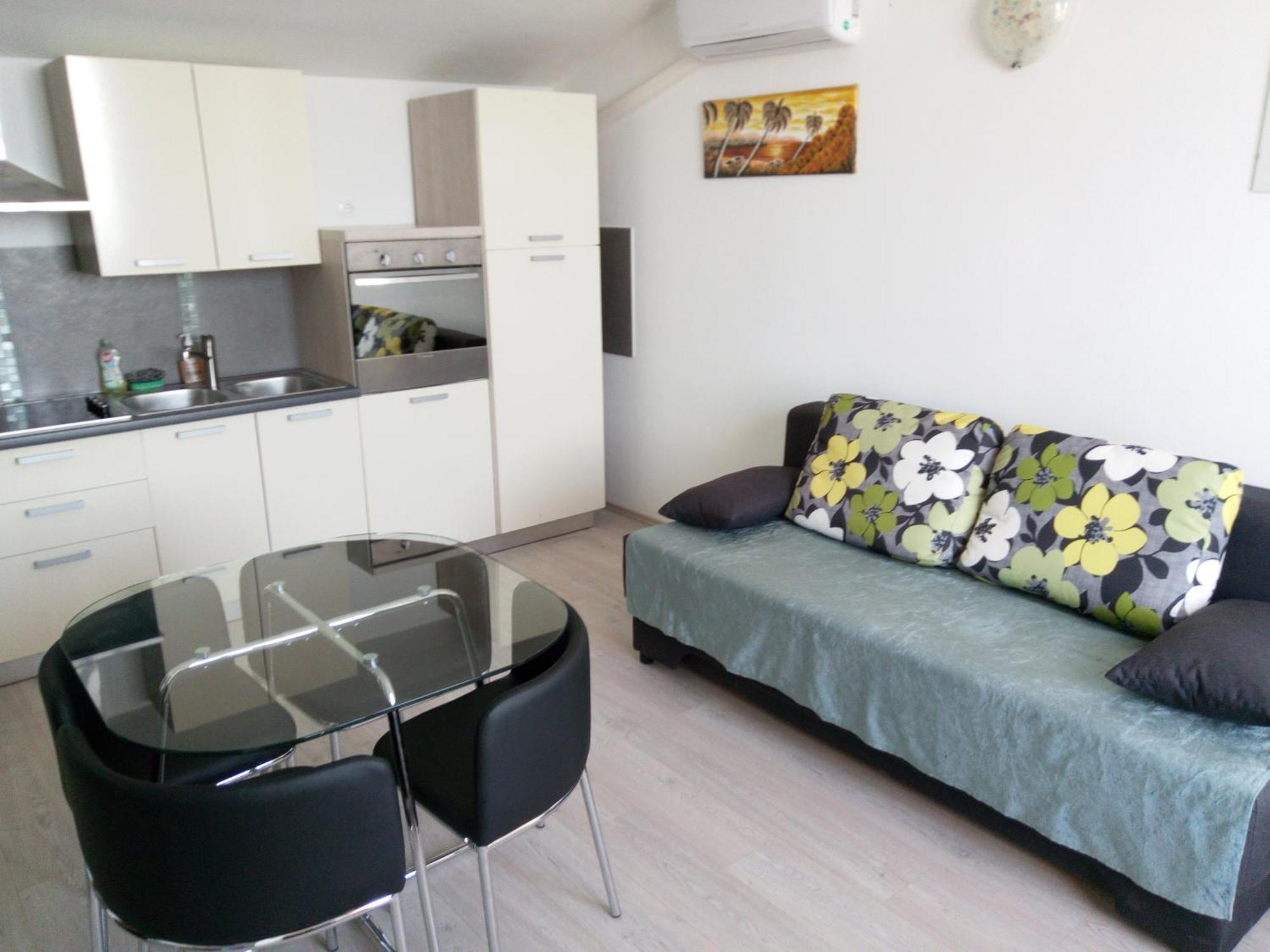 Maestral Apartments Малинска Екстериор снимка